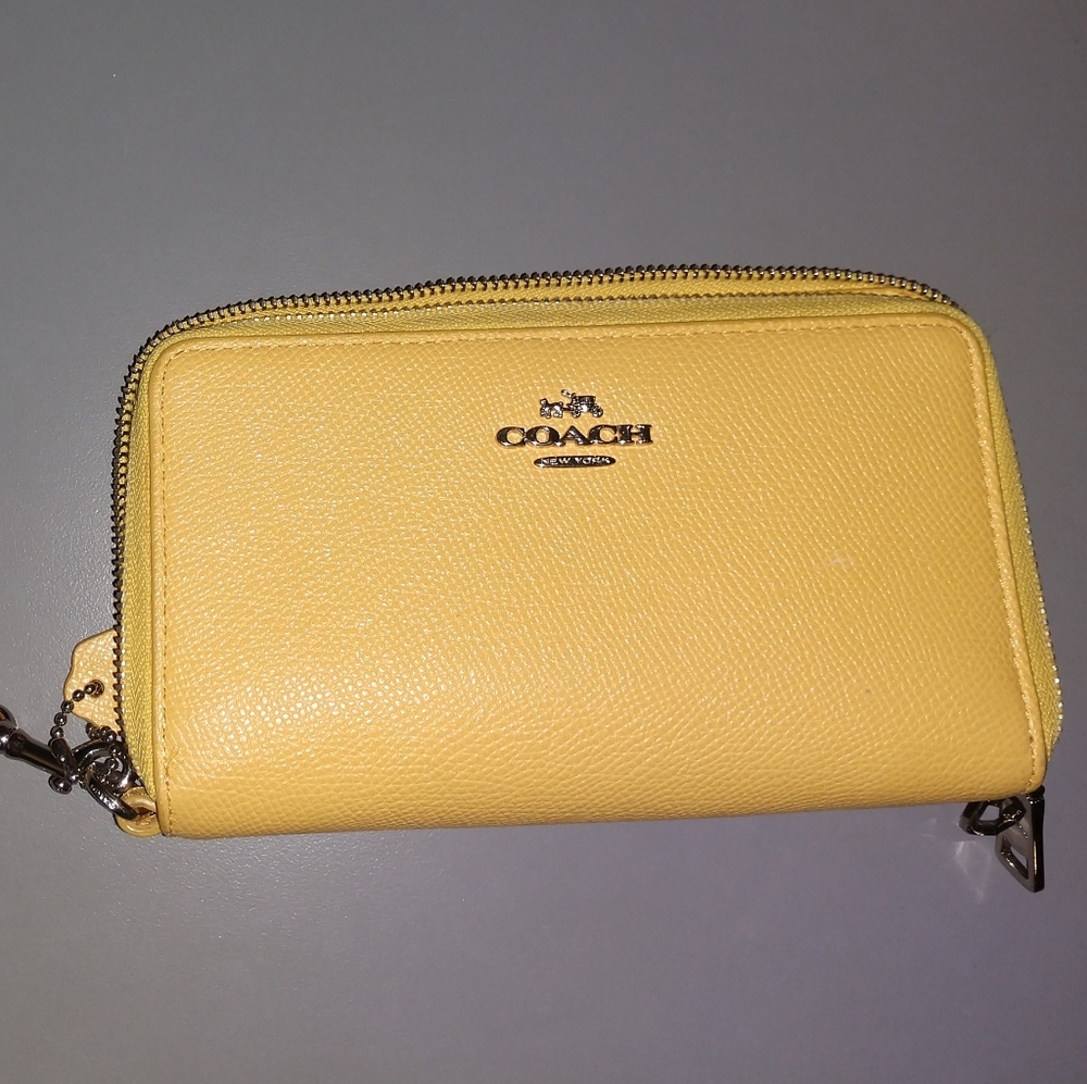 Coach Pebbled Leather Double Zip Wallet
